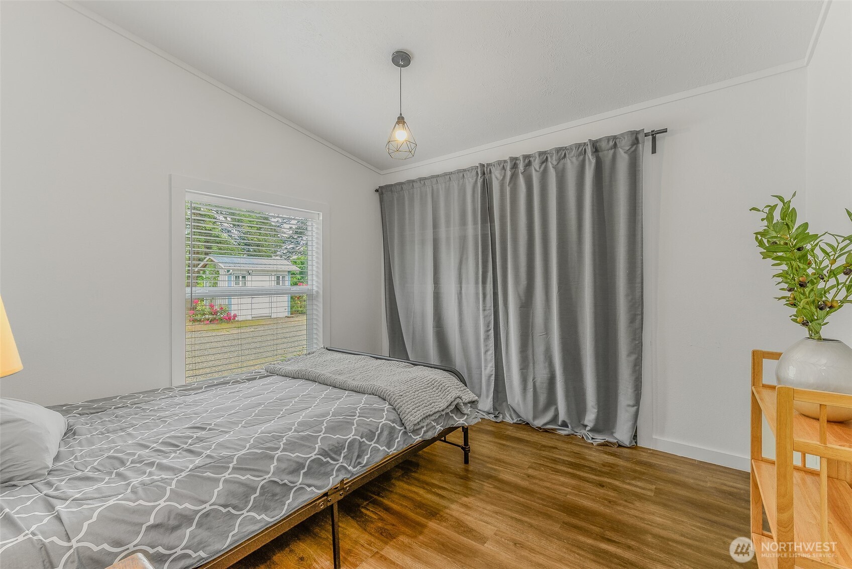 567 Quick Road Castle Rock WA 98611