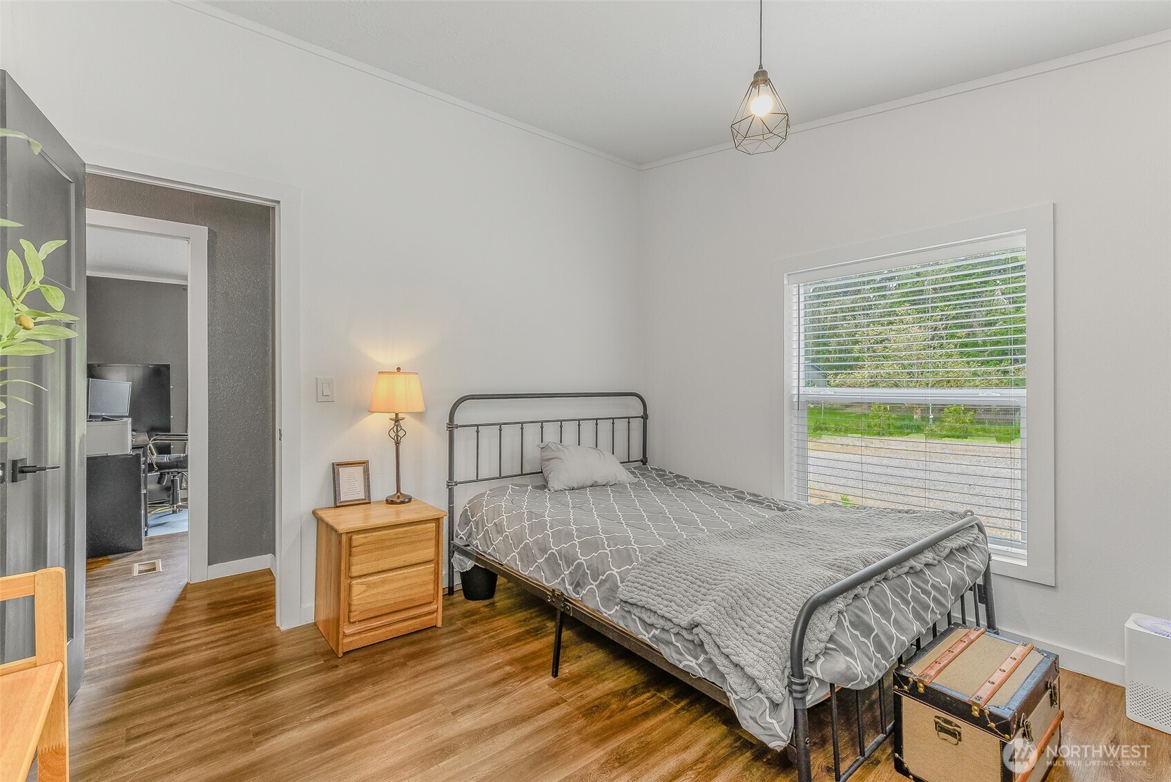 567 Quick Road Castle Rock WA 98611