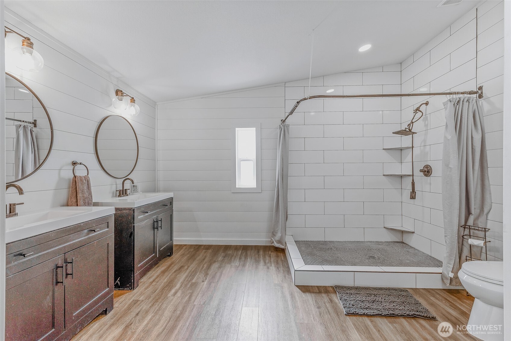 567 Quick Road Castle Rock WA 98611