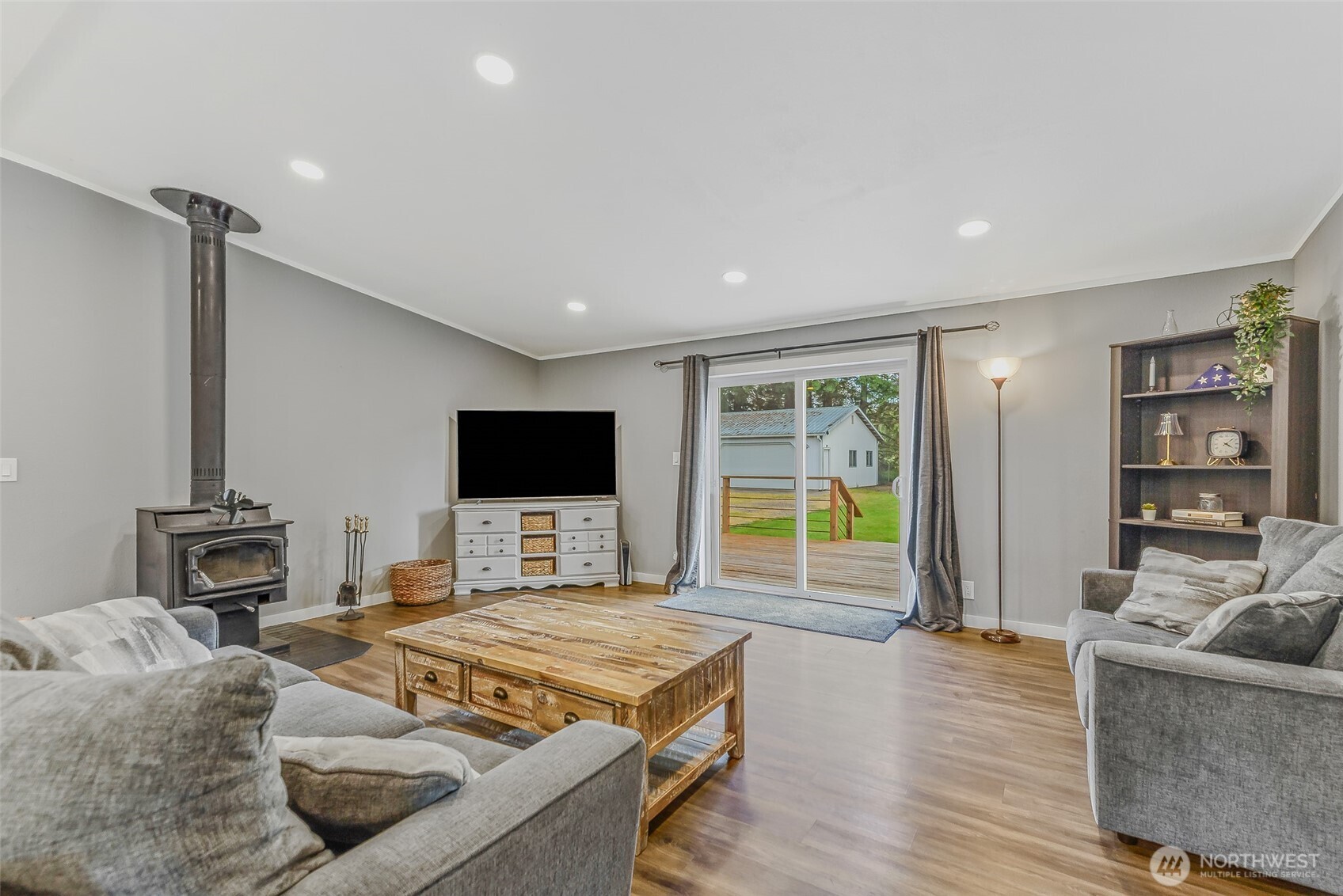 567 Quick Road Castle Rock WA 98611
