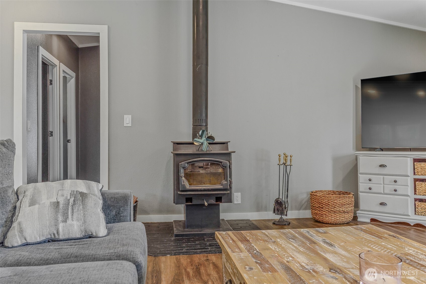 567 Quick Road Castle Rock WA 98611