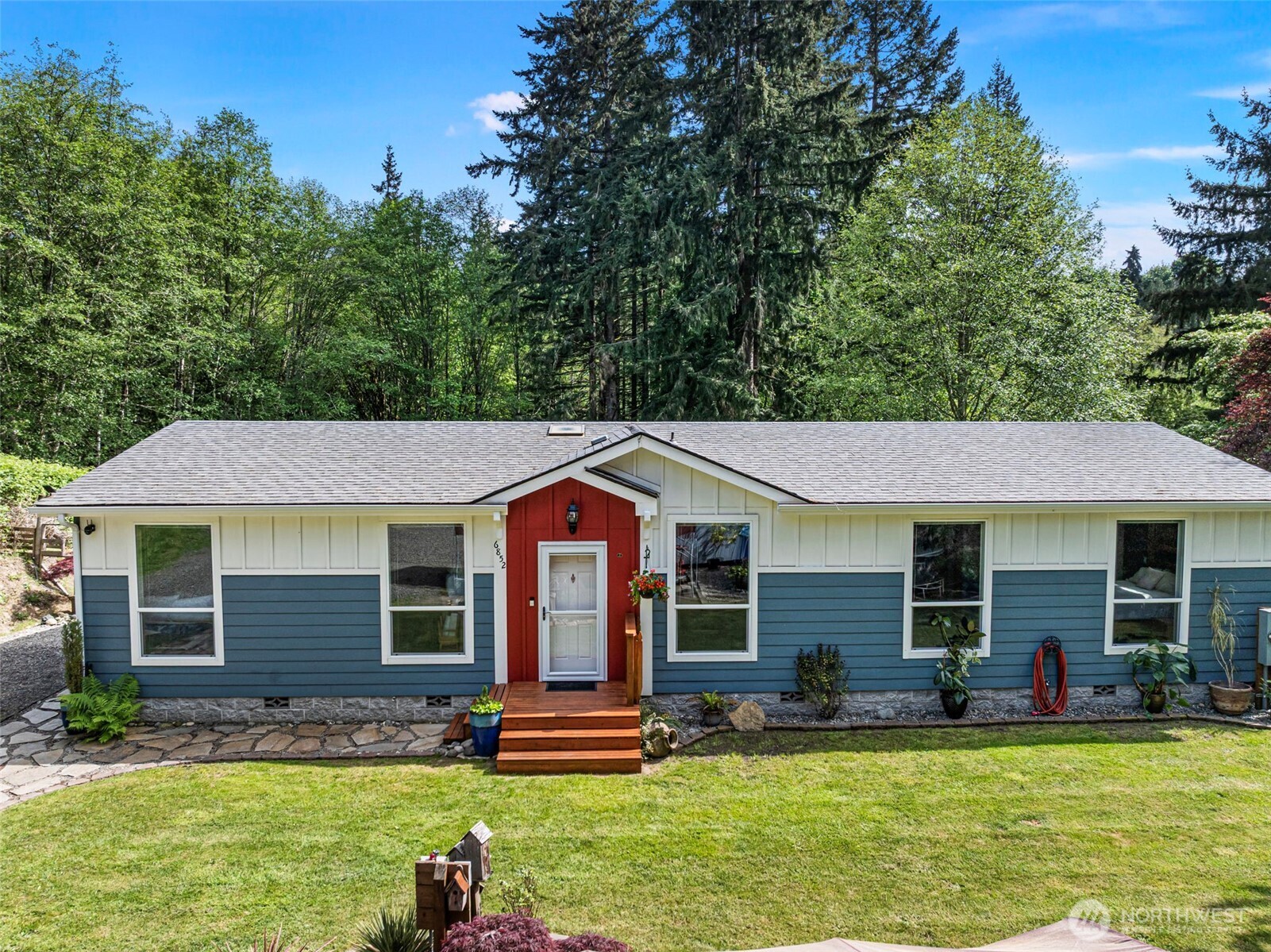 6852 SE Garfield Street Port Orchard WA 98366