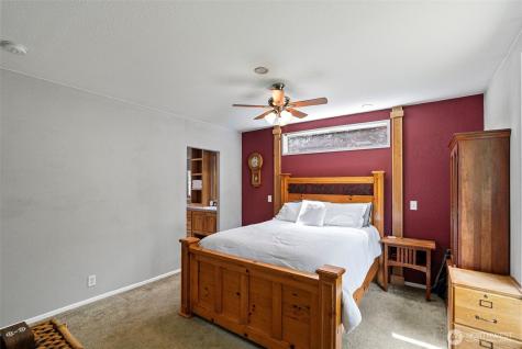 6852 SE Garfield Street Port Orchard WA 98366
