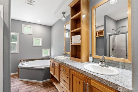 6852 SE Garfield Street Port Orchard WA 98366