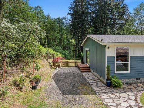 6852 SE Garfield Street Port Orchard WA 98366