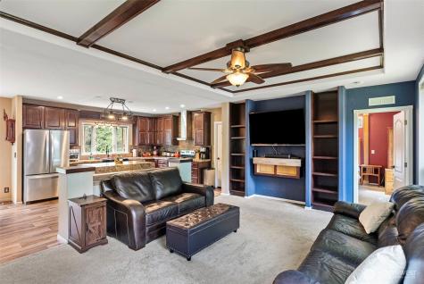 6852 SE Garfield Street Port Orchard WA 98366