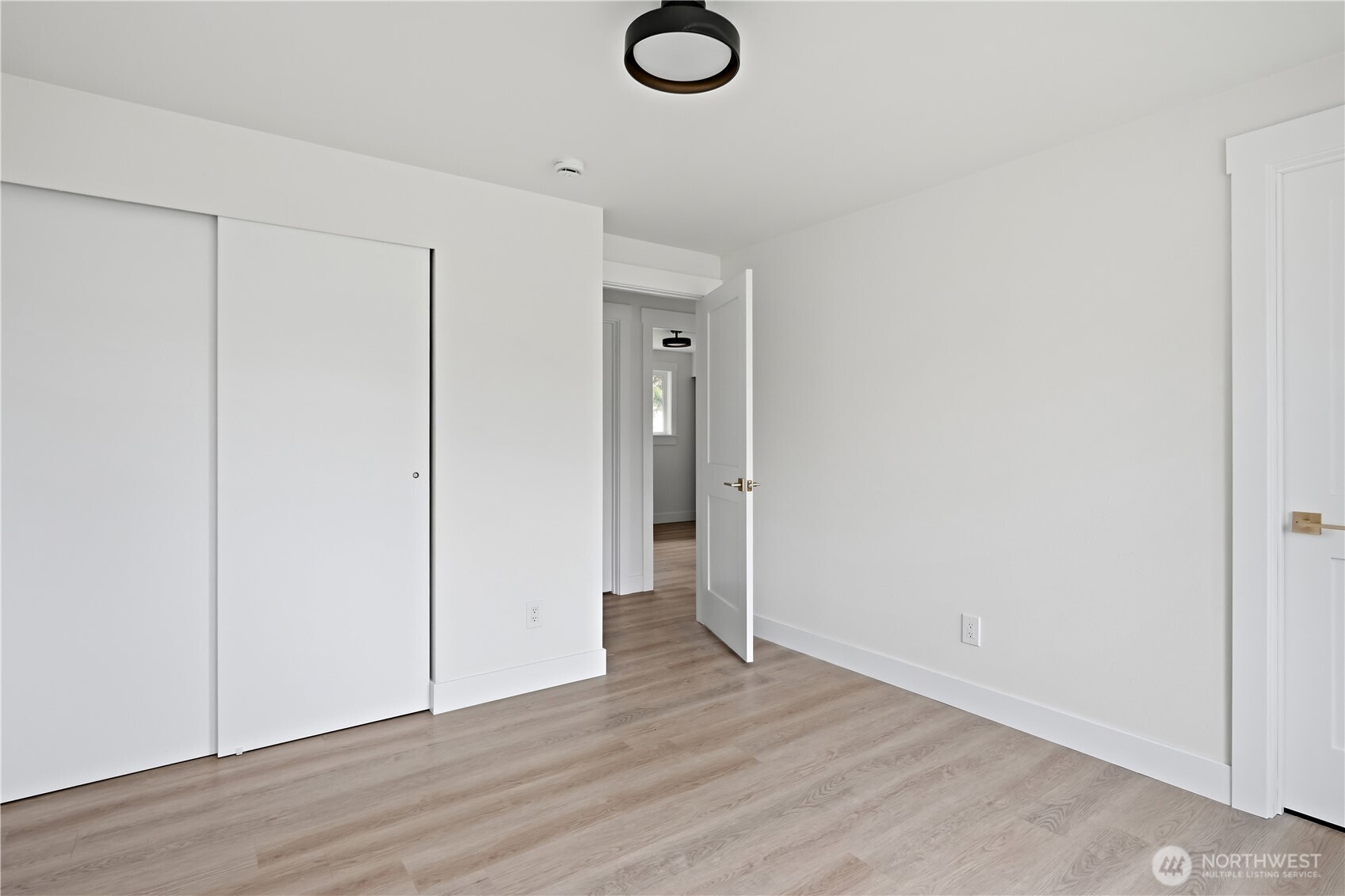 23207 46th Avenue W Mountlake Terrace WA 98043