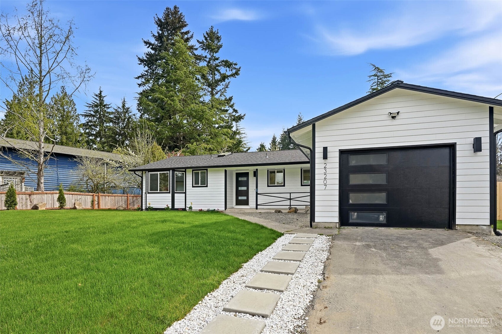 23207 46th Avenue W Mountlake Terrace WA 98043