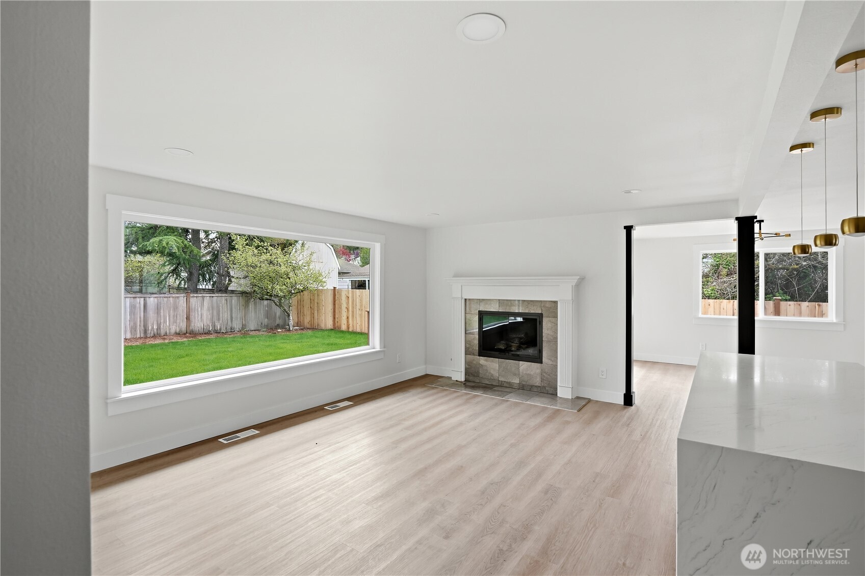 23207 46th Avenue W Mountlake Terrace WA 98043