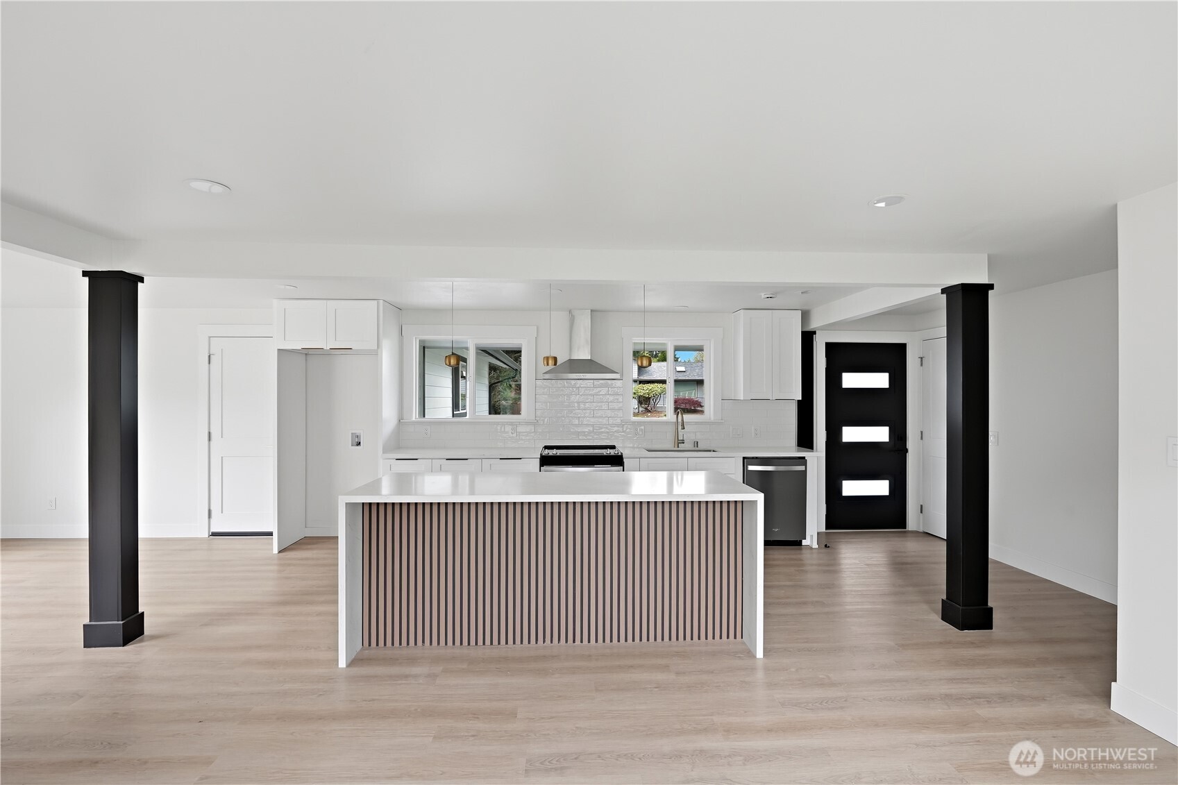 23207 46th Avenue W Mountlake Terrace WA 98043