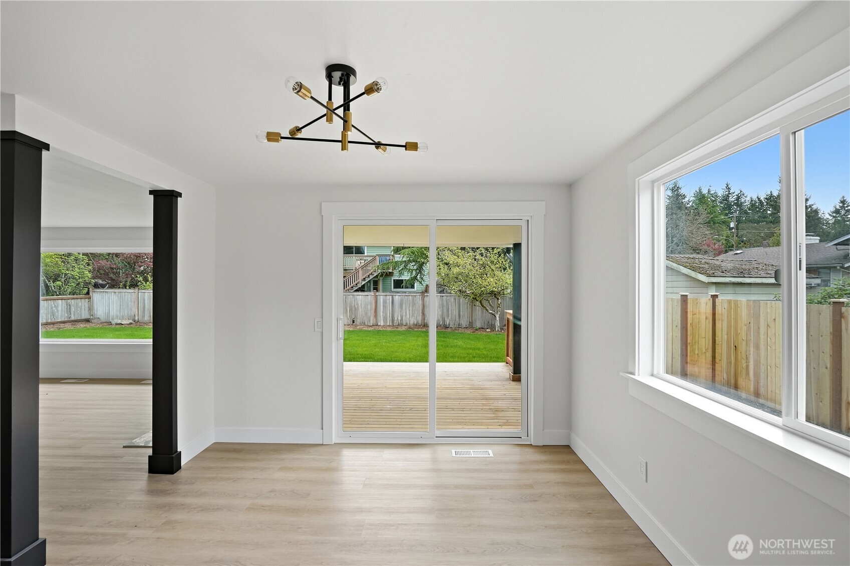 23207 46th Avenue W Mountlake Terrace WA 98043