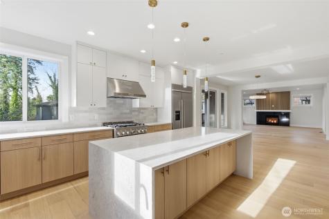 11087 SE 62nd Place Bellevue WA 98006