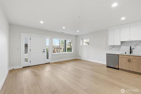 11087 SE 62nd Place Bellevue WA 98006