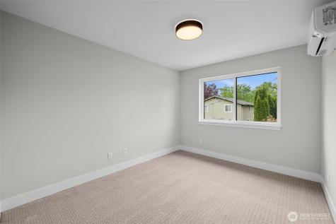 523 Bridges Avenue S Kent WA 98032