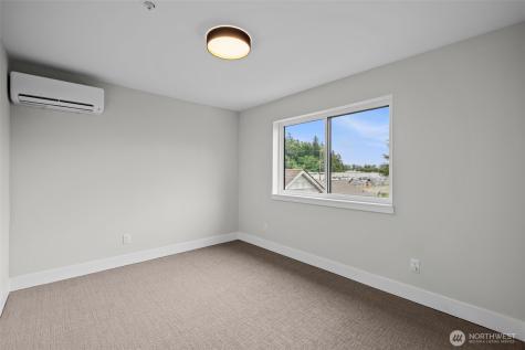 523 Bridges Avenue S Kent WA 98032