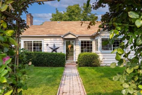 211 S Granite Street Omak WA 98841