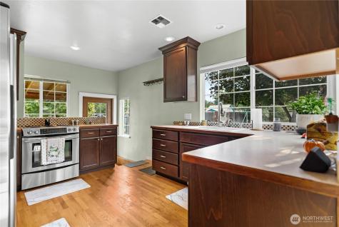 211 S Granite Street Omak WA 98841