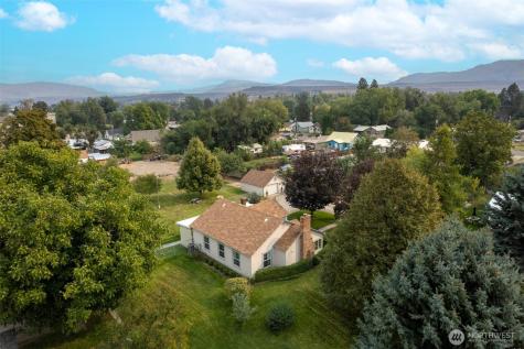211 S Granite Street Omak WA 98841