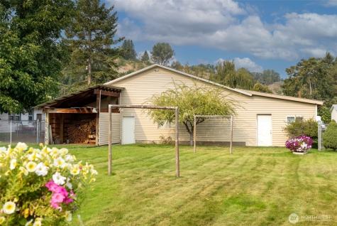 211 S Granite Street Omak WA 98841