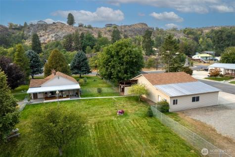 211 S Granite Street Omak WA 98841