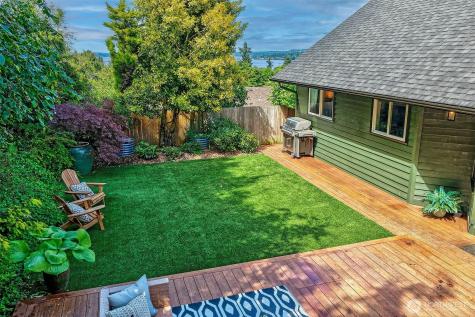 4927 50th Avenue S Seattle WA 98118