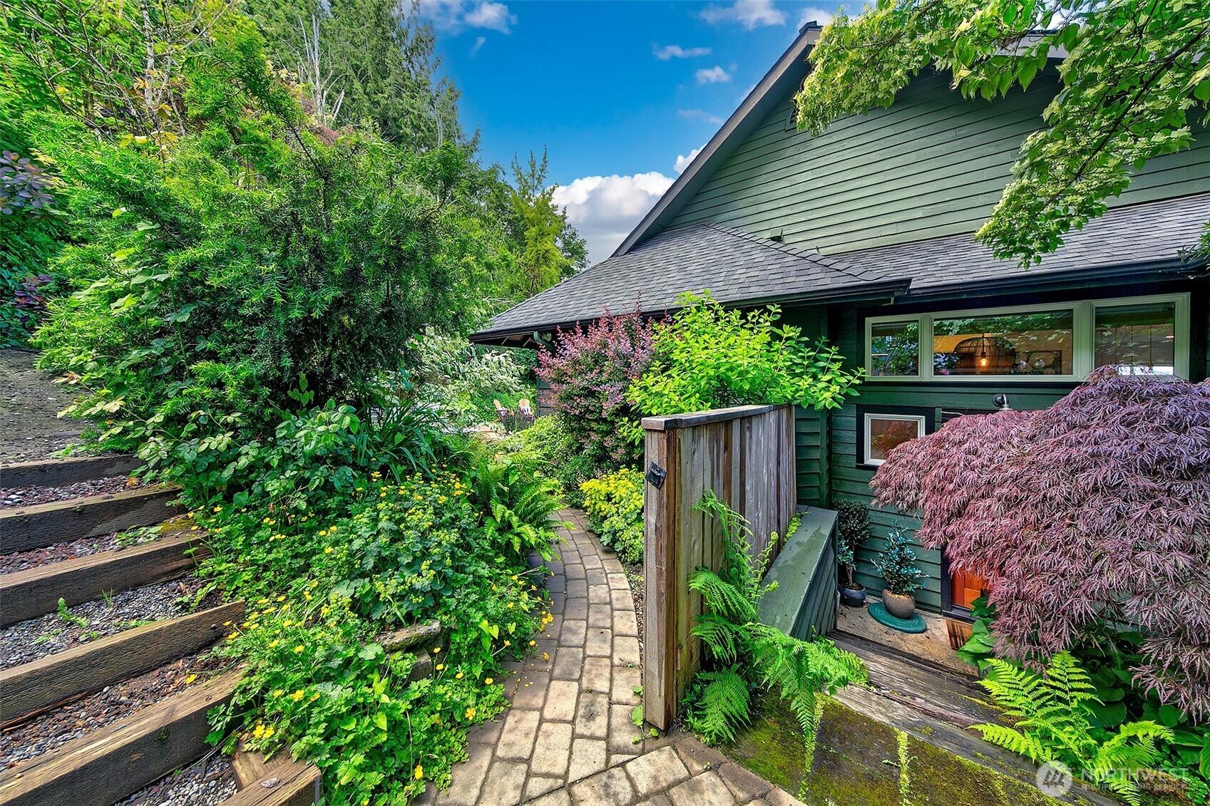 4927 50th Avenue S Seattle WA 98118