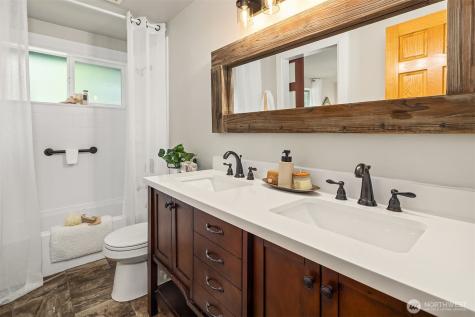 10511 90th Street NE Lake Stevens WA 98258