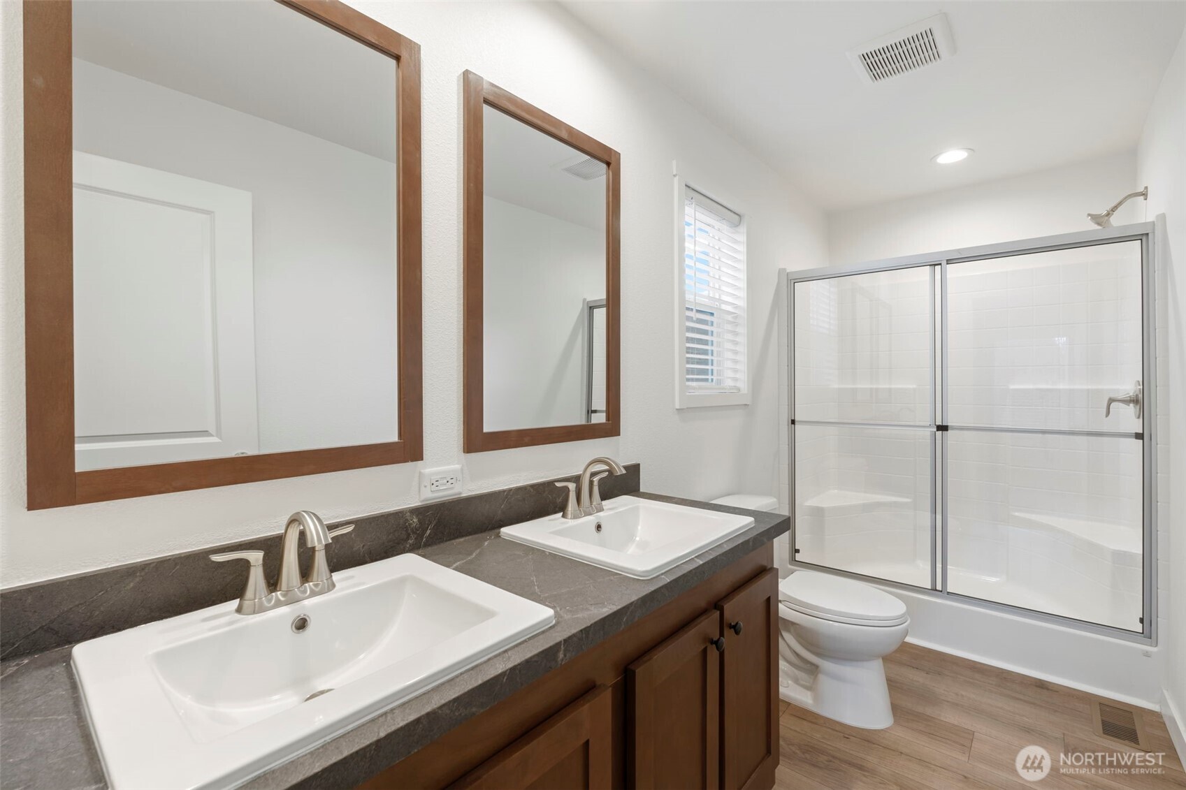 1110 W Walnut Centralia WA 98531