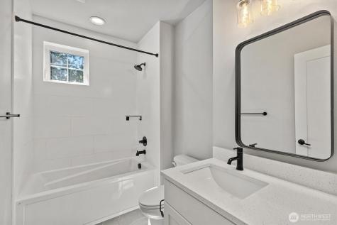 1672 Aspen Drive Camano Island WA 98282