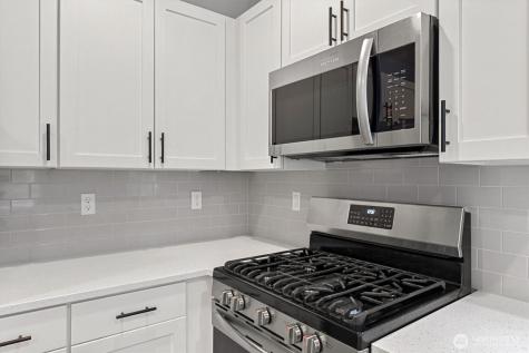 1672 Aspen Drive Camano Island WA 98282