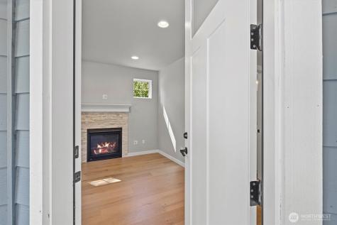 1672 Aspen Drive Camano Island WA 98282