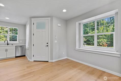 1672 Aspen Drive Camano Island WA 98282