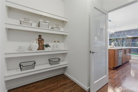 3806 NE 23rd Place Renton WA 98056