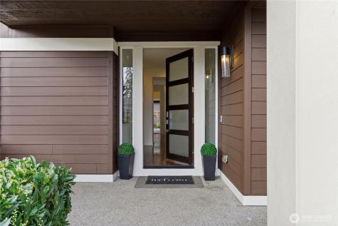 3806 NE 23rd Place Renton WA 98056
