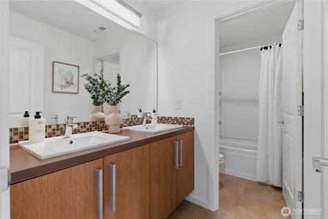 3806 NE 23rd Place Renton WA 98056