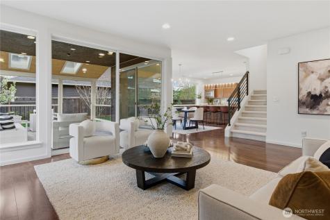 3806 NE 23rd Place Renton WA 98056