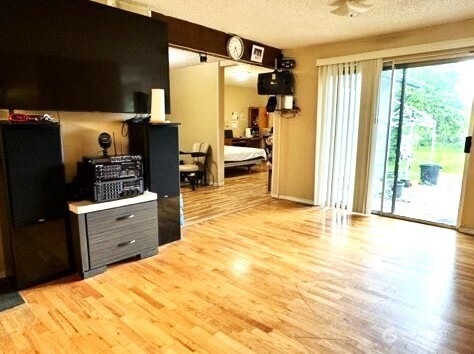 18225 45th Avenue S Seatac WA 98188