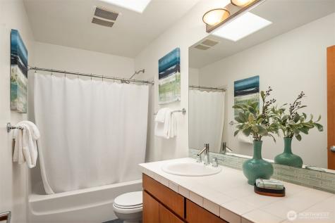 911 NW 59th Street Seattle WA 98107