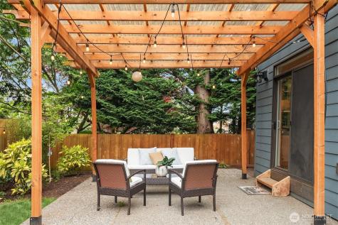 911 NW 59th Street Seattle WA 98107