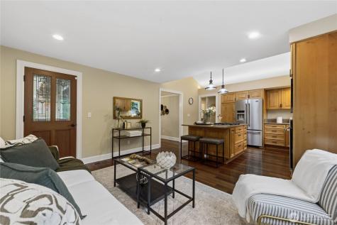 20218 108th Avenue NE Bothell WA 98011