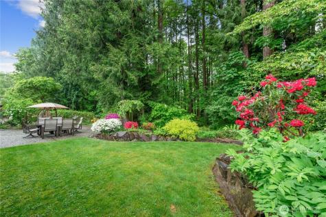 20218 108th Avenue NE Bothell WA 98011