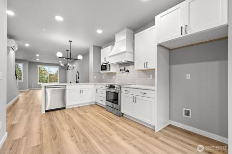 16823 Alder Way Lynnwood WA 98037