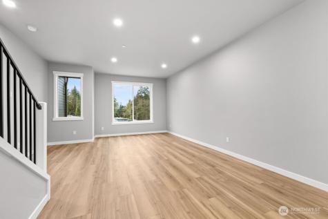 16823 Alder Way Lynnwood WA 98037