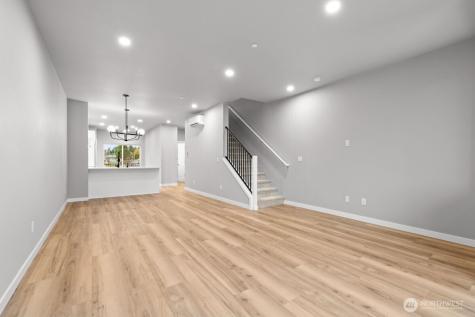 16823 Alder Way Lynnwood WA 98037