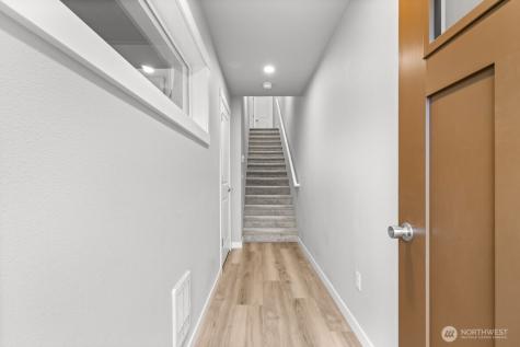 16823 Alder Way Lynnwood WA 98037