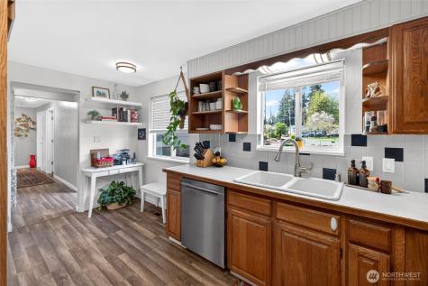 7252 14th Avenue NE Olympia WA 98516
