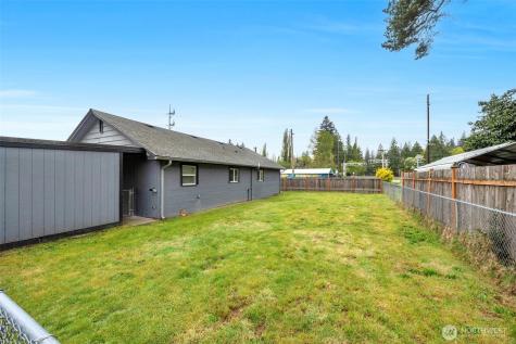 4307 103rd Place NE Marysville WA 98271