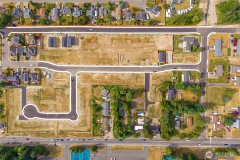 8916 126th Street Court E Puyallup WA 98373