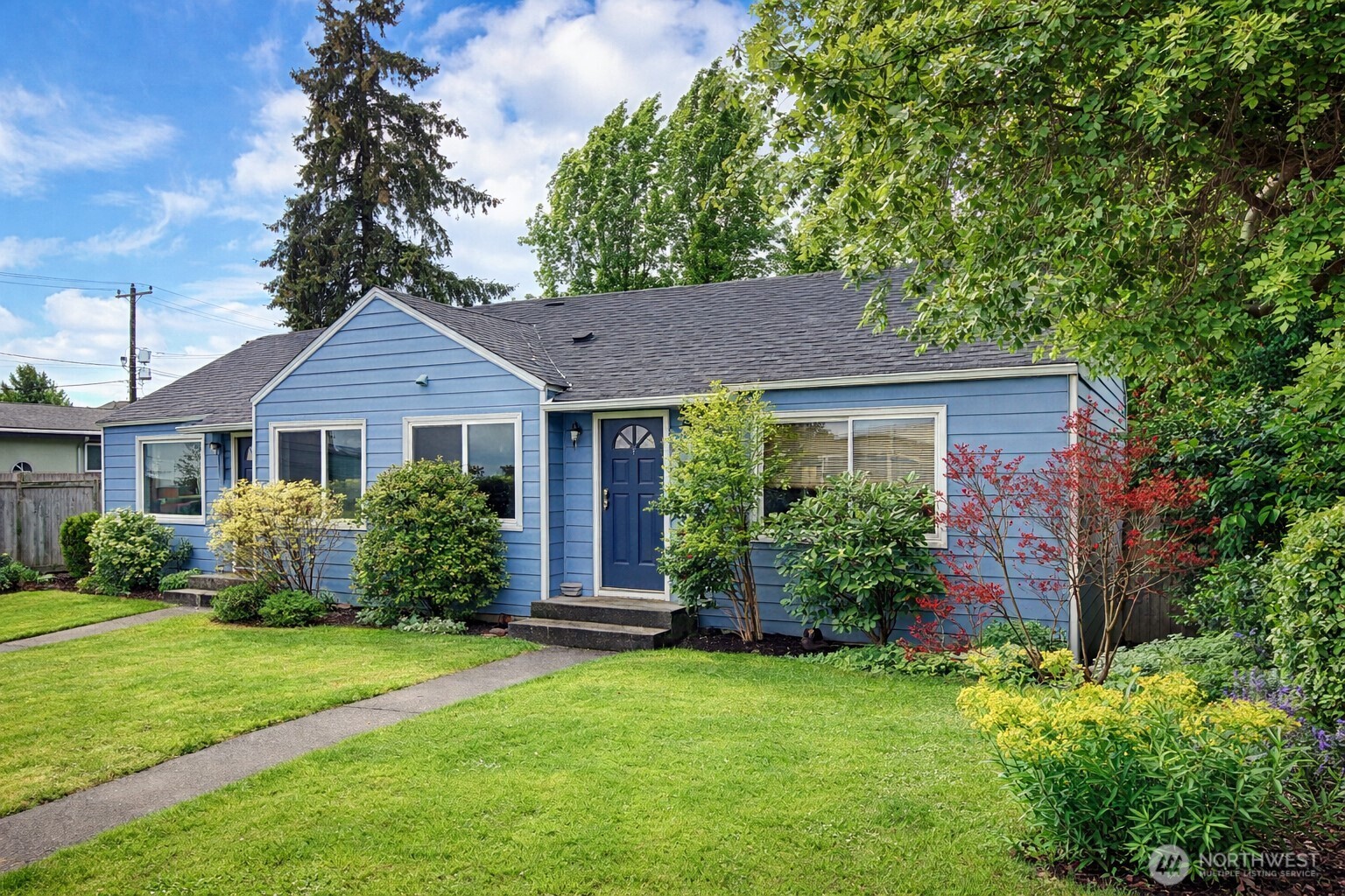 2517 E Pike Street Seattle WA 98122