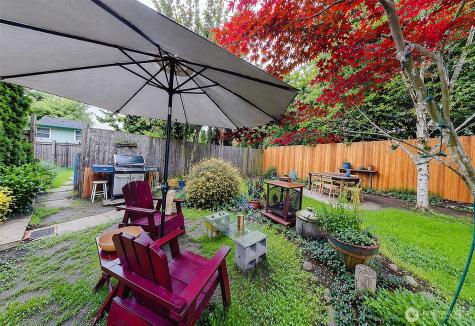 2517 E Pike Street Seattle WA 98122